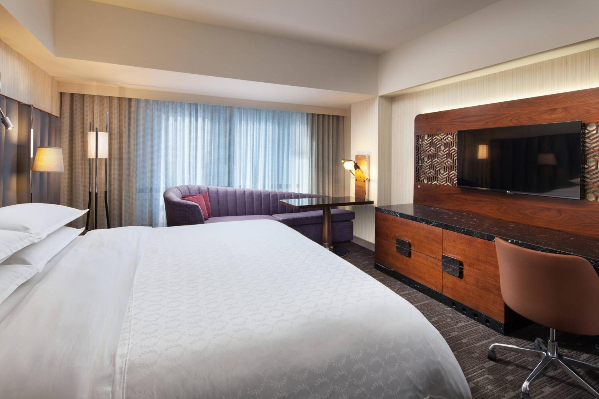 Sheraton Grand Los Angeles Exterior photo